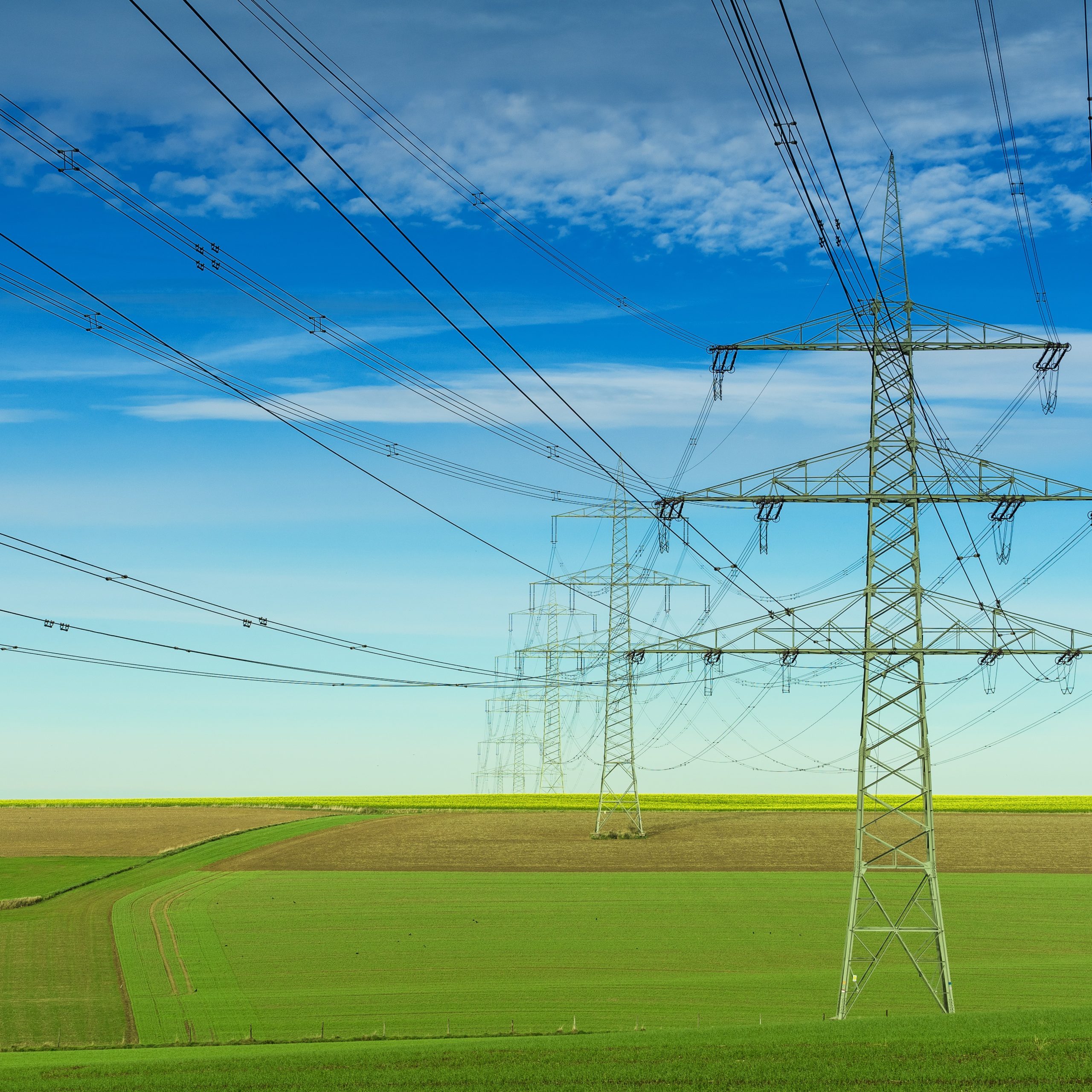 The Renewable Energy Industry: How it Works - Overhead power line