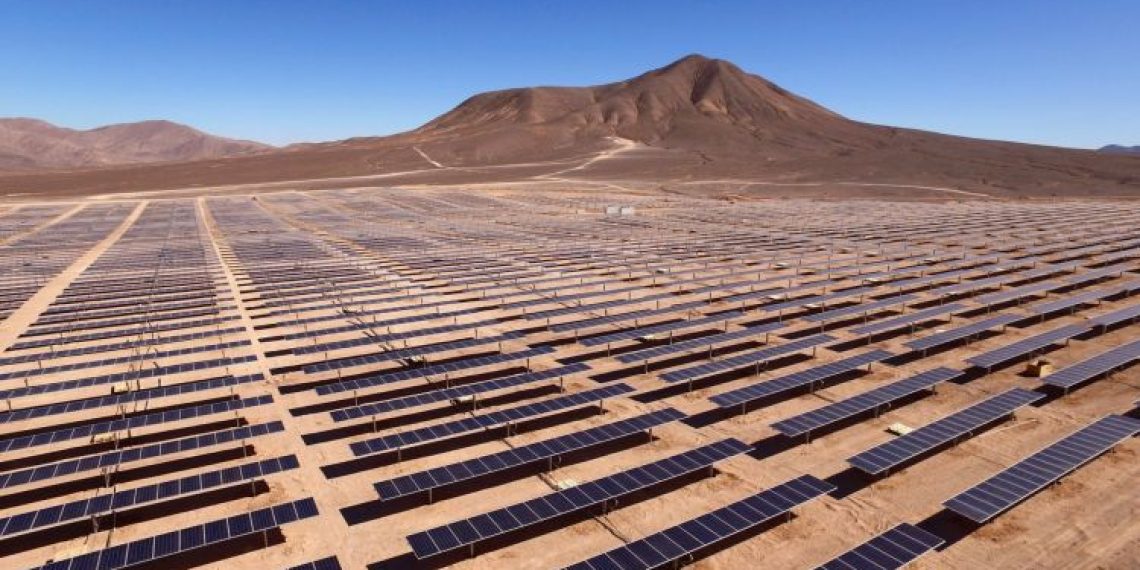 South Korean Hanwha navigating Arizona regulations to land 500 MW Solar Electricity plant - Photovoltaic power station